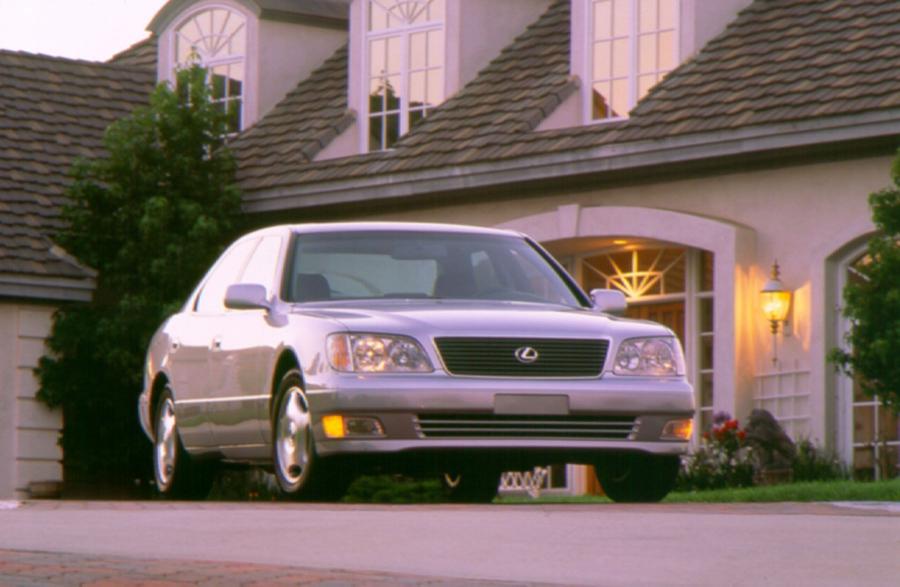  Lexus LS400 1998 года  (фото 8 из 9)
